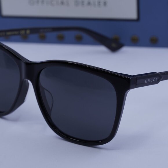 Gucci GG0495SA 001 Square Sunglasses - Black - Picture 6 of 8